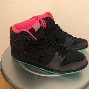 Nike SB Dunk Northern Lights